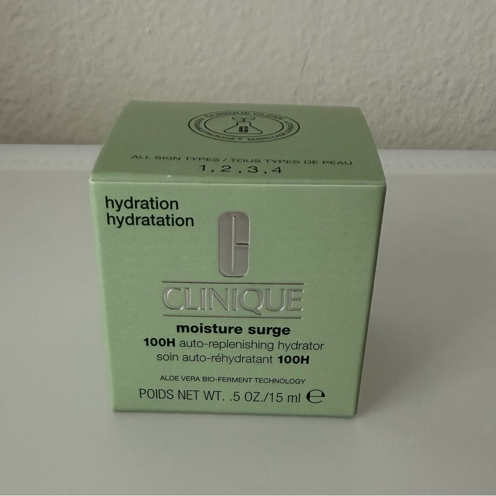 Clinique Moisture Surge 100H Auto Replenishing Hydrator .5 OZ/15 ml  - NWT